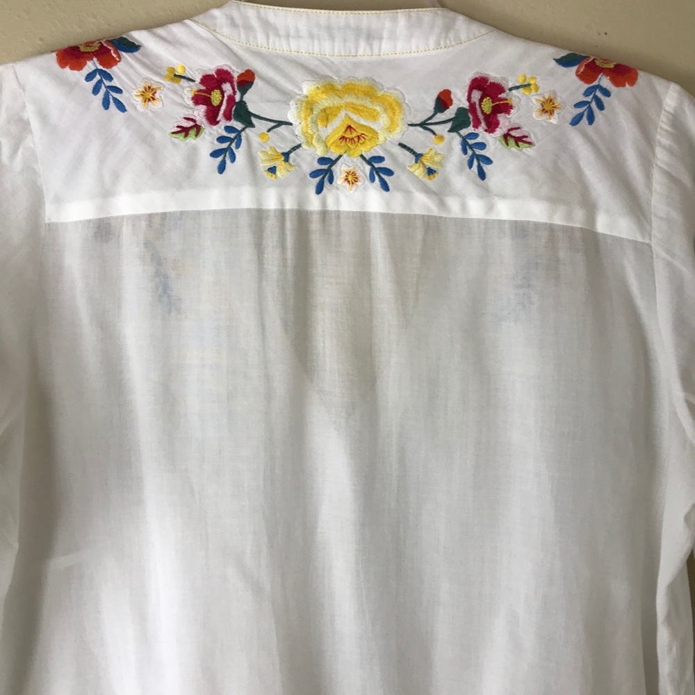 3J Workshop Johnny Was embroidered pintuck top M - Picture 7 of 12